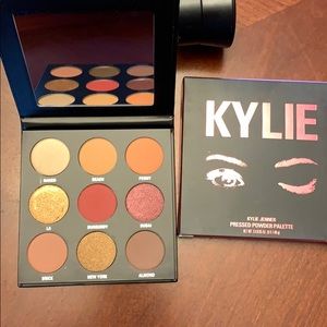 Kylie Jenner Pressed Powder Palate